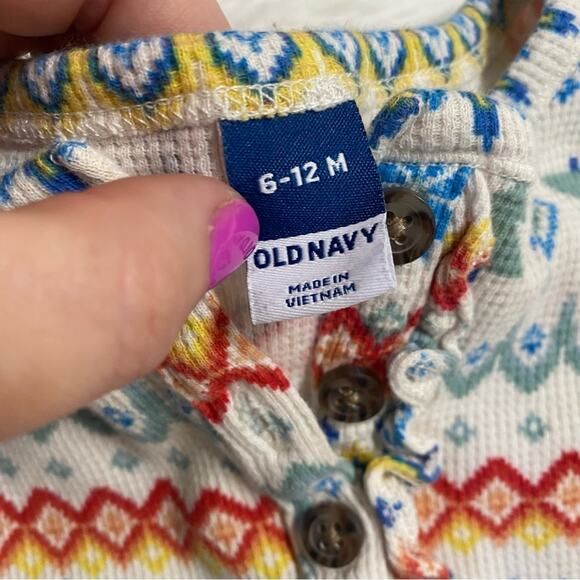 OLD NAVY • Winter Fair Isle Thermal Waffle Knit Ruffle Trim Romper Sleeper - Picture 4 of 5